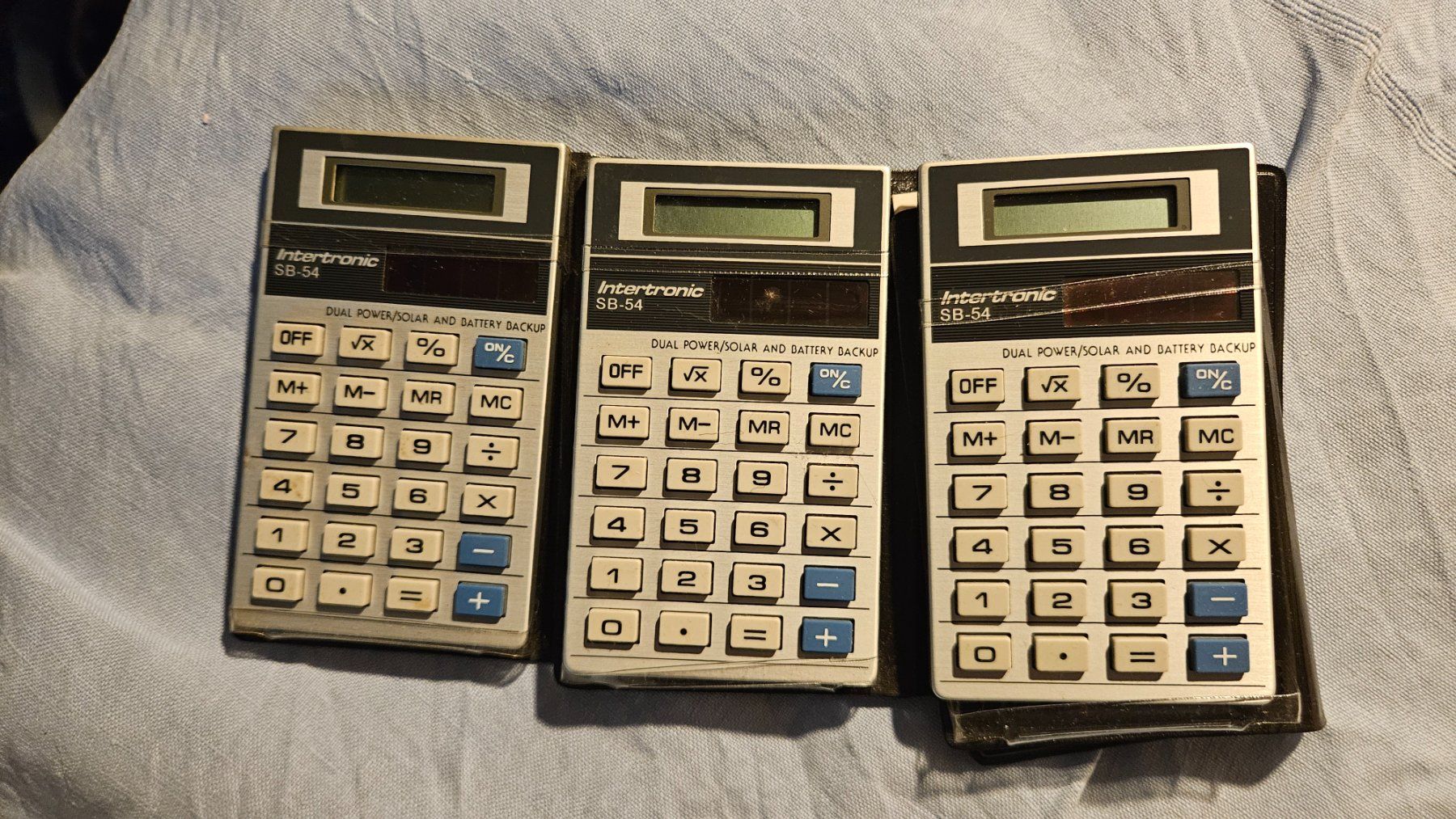 Calcolatrici tascabili: Taschenrechner intertronic SB-54 – Usato da Feldbrunnen venduto da Kolosseum111