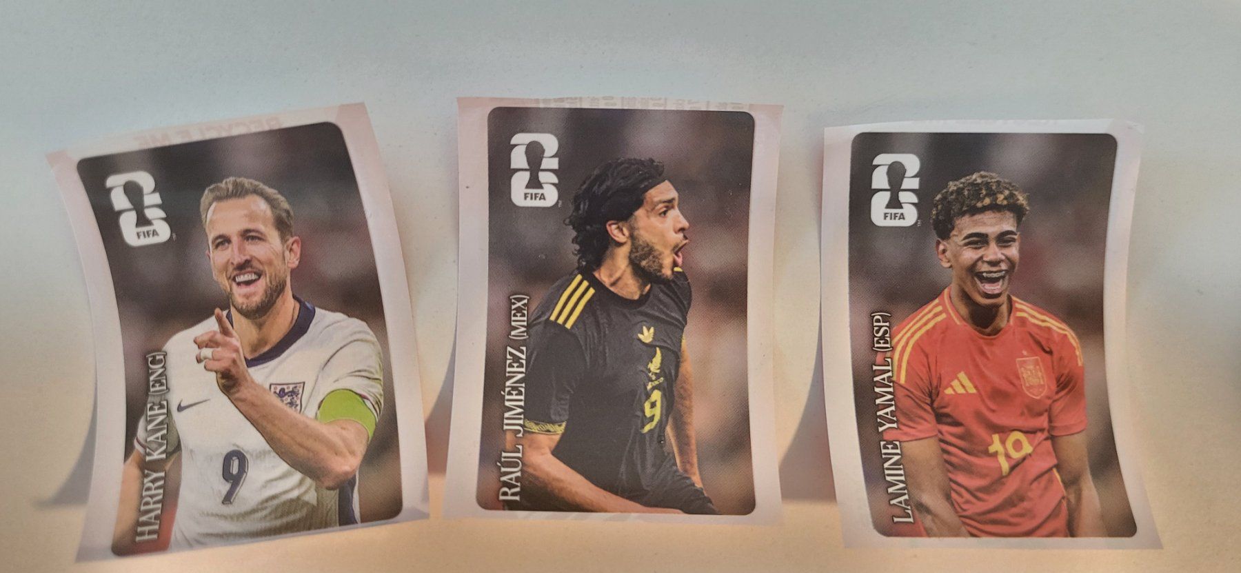 Panini Carte collezionabili: 3 Panini Bilder WC26 Coca-Cola – Usato da Stans venduto da myb_6lyw