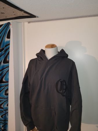 QUONTO Club Hoodie, Grösse M, Grau, Super Zustand!