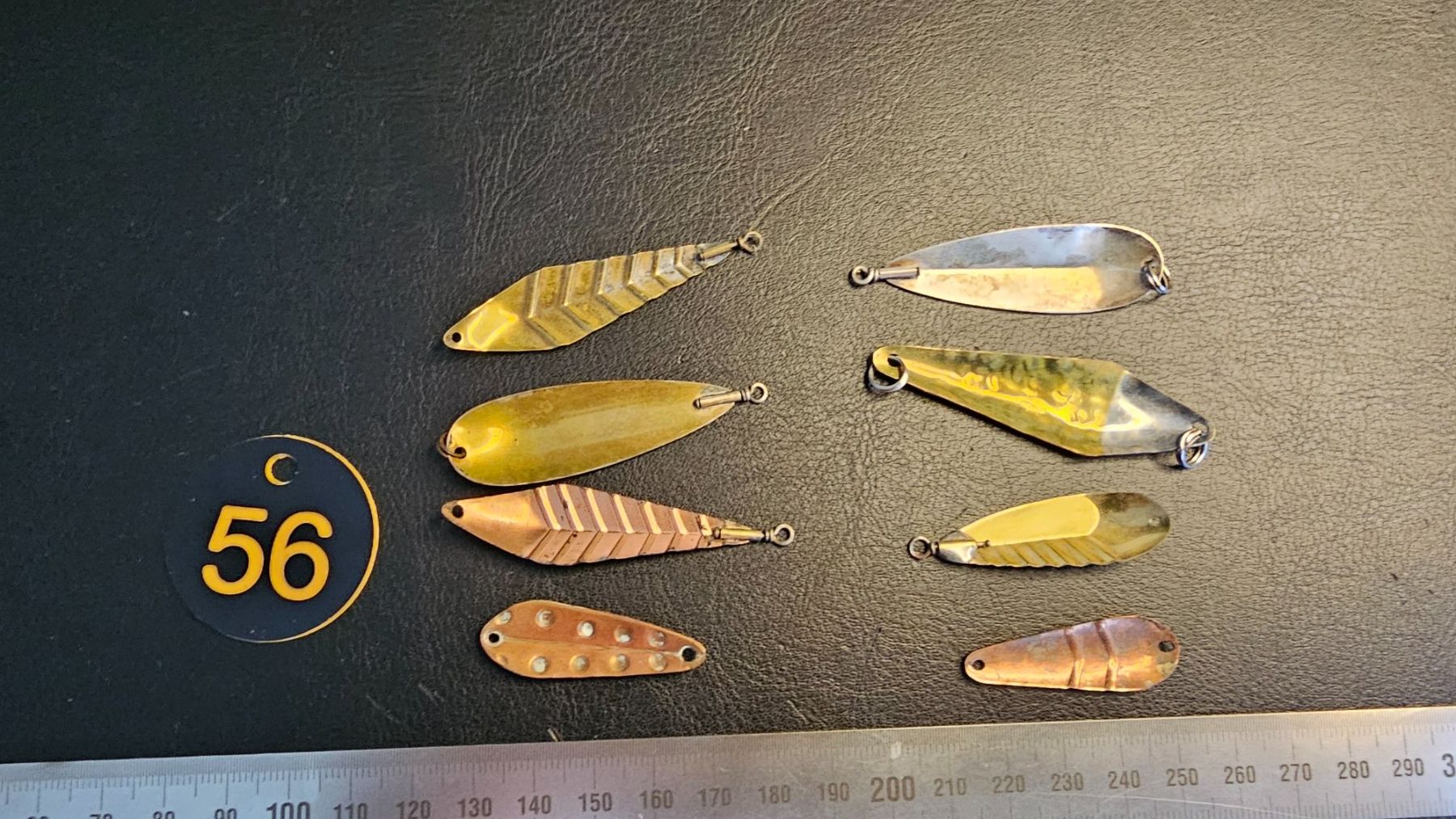 Esche: 8 originale Schlepplöffel für Seeforelle & Saibling – Usato da Abtwil SG venduto da Fischerei_Artikel 1