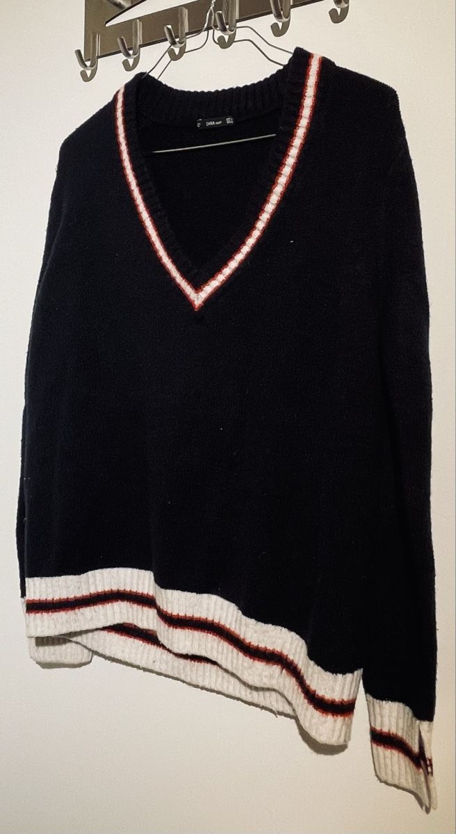 Zara Maglioni & Felpe: Zara Knit Pullover Sweater Gr. S V-Neck – Usato da Zürich venduto da mar_9xc5 1