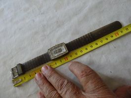 IMAGE SCHÖNE  HEREN UHR.QUARTZ..LÄÜFT--25X33MM