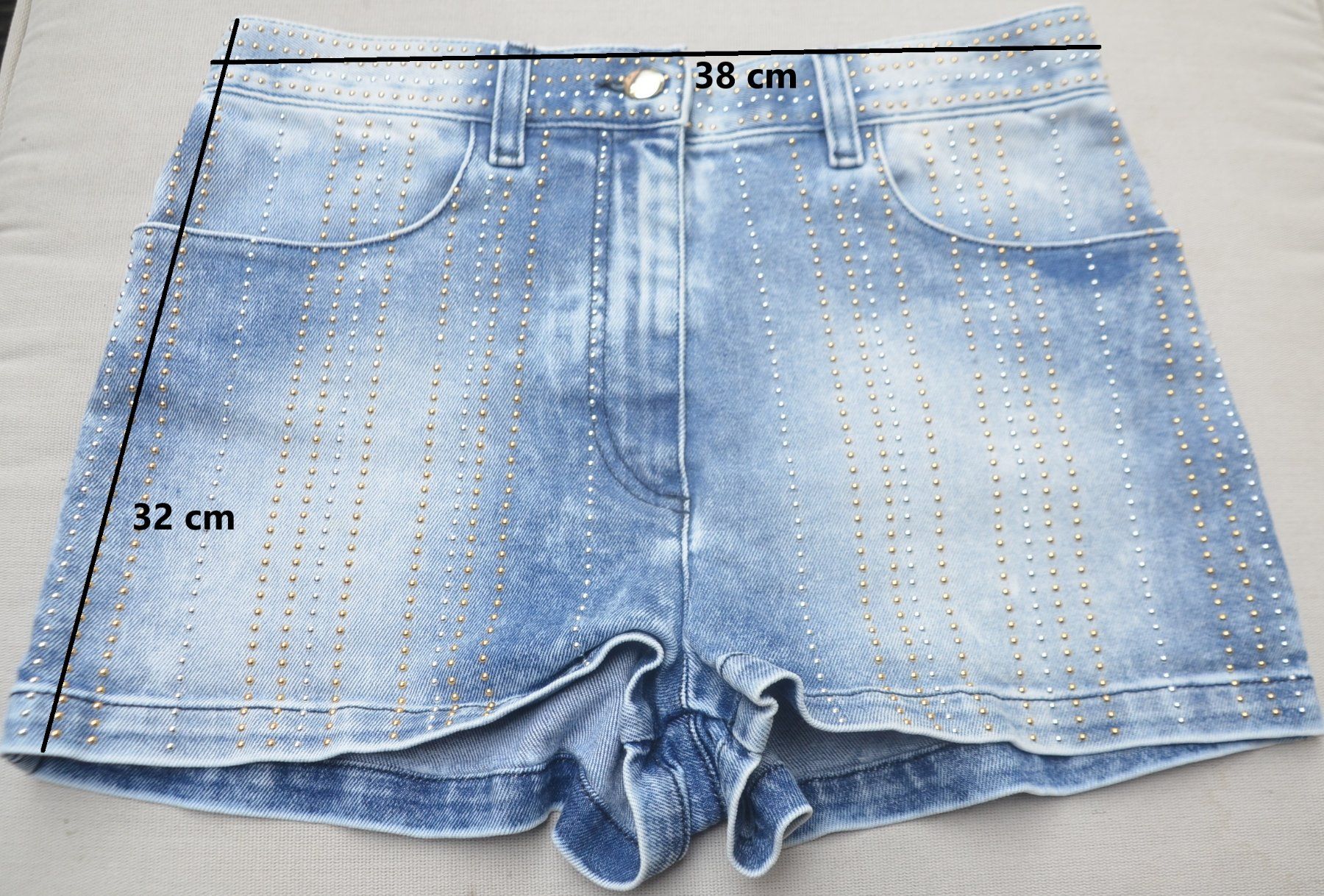 Roberto Cavalli Pantaloni: Shorts Just Cavalli  .38 – Usato da Collonges venduto da Allegree 5