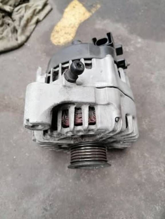 Tutti pezzi di ricambio auto: BMW E91 330D N57 Xdrive Teile – Usato da Othmarsingen venduto da user410 1