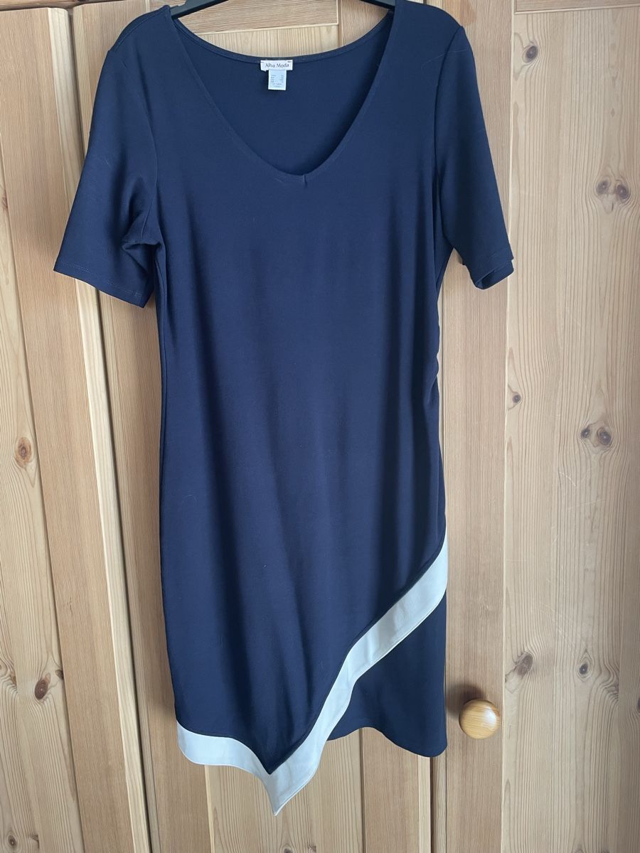Vestiti: Figurfreundliches Damenkleid Gr 42 – Usato da Rüti ZH venduto da kar_xx9l
