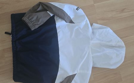 Kinder Übergangsjacke gr.116 Stay Epic mehrfarbig neuwertig