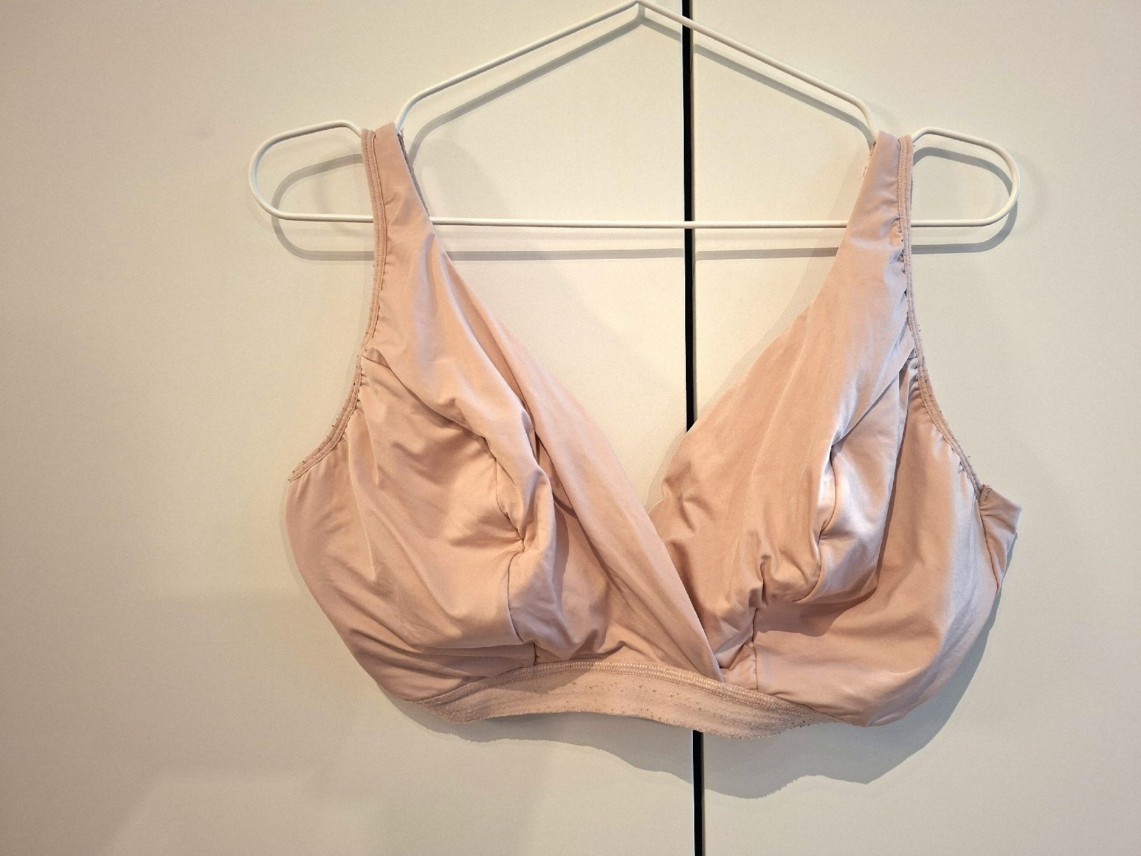 Sonstige Unterwäsche: Non Wired Lounge BH von Bravissimo in 75J – Gebraucht aus Oberengstringen von Kimchimon