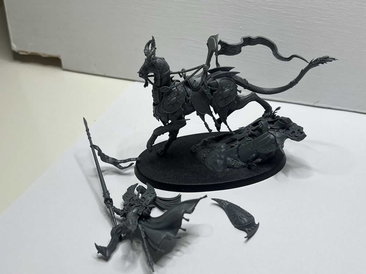 Kit di modellismo & Modellini statici: Warhammer, AoS, Lumineth, Lyrior Uthralle – Usato da Villmergen venduto da ZocoLoc 2