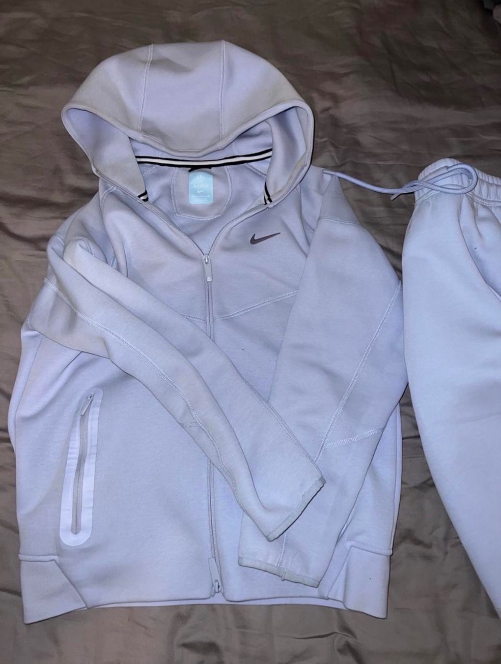 Nike Lotti di vestiti: Nocta Nike Tech Fleece ensemble bleu clair taille S – Nuovo (secondo la descrizione) da Genève venduto da jae_n2pn 1