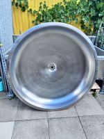 Grosse Waschbecken Rostfrei 1.4 m Durchmesser.