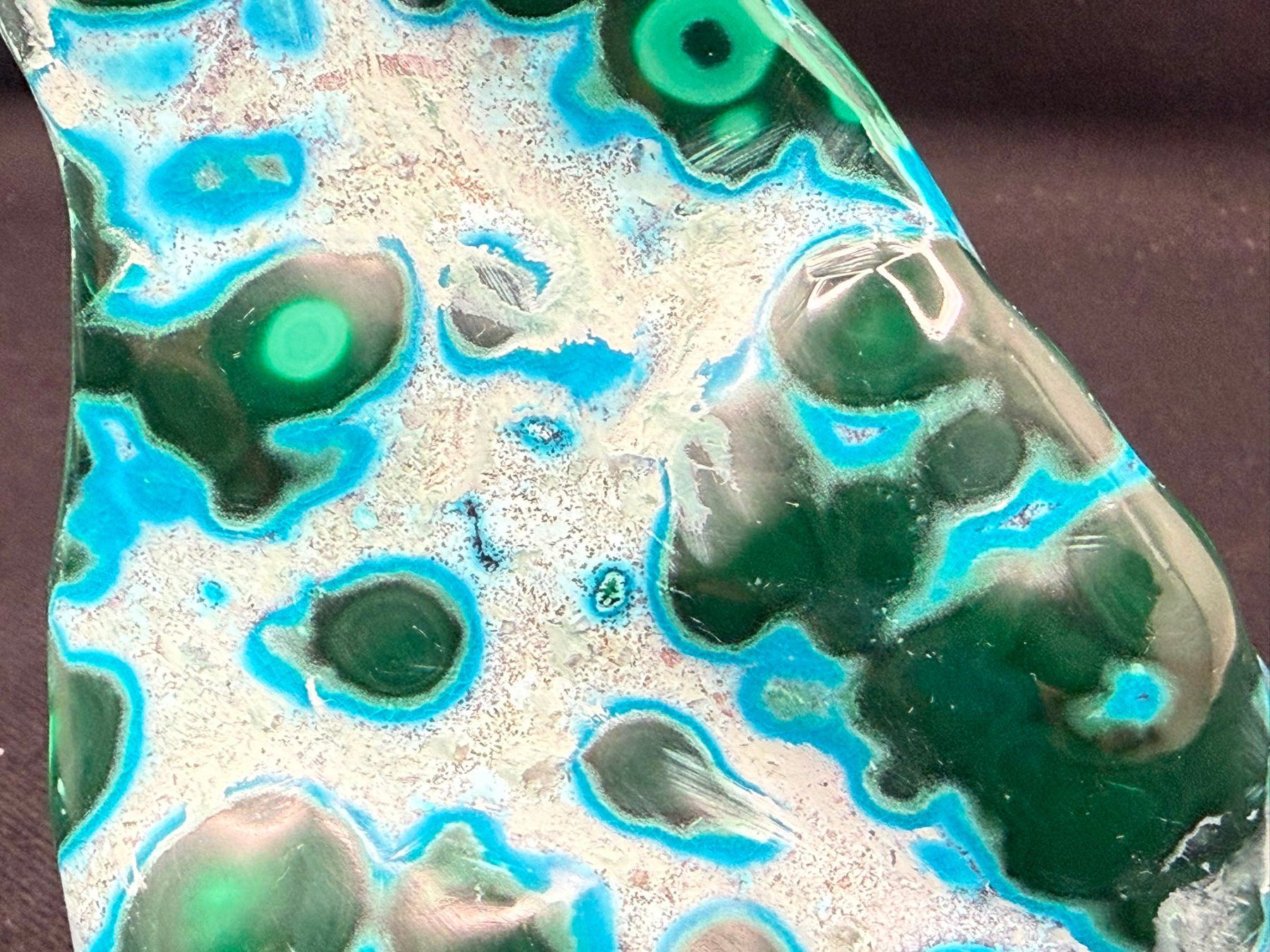 Mineralien & Heilsteine: Malachit und Chrysocolla poliert – Gebraucht aus Schinznach Bad von Demerald 2