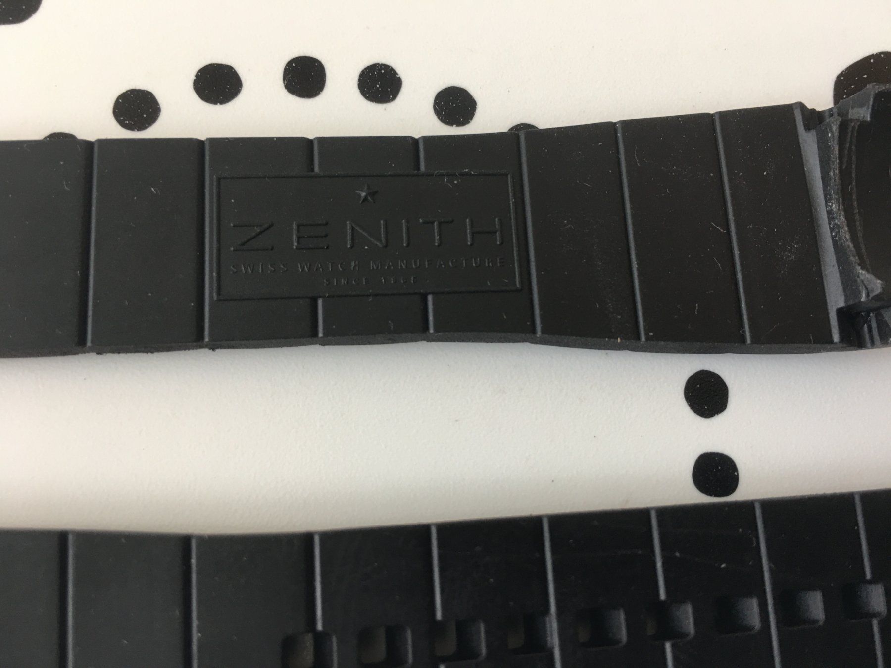 Bracciali & Braccialetti: ZENITH ORIGINAL - BRACELET SILICONE - BLACK - NEW !!! – Nuovo (secondo la descrizione) da Epalinges venduto da watchforyou 2