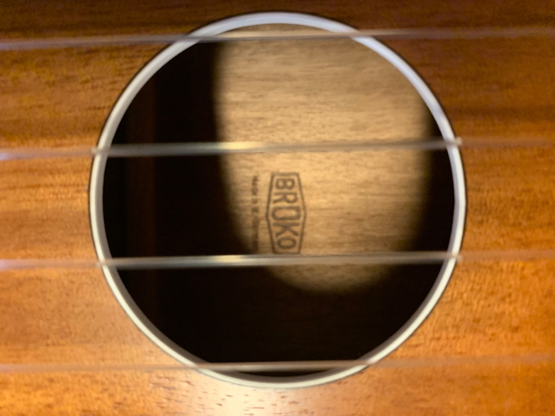 Musikinstrumente: Ukulele – Gebraucht aus Basel von Romulusremus 2