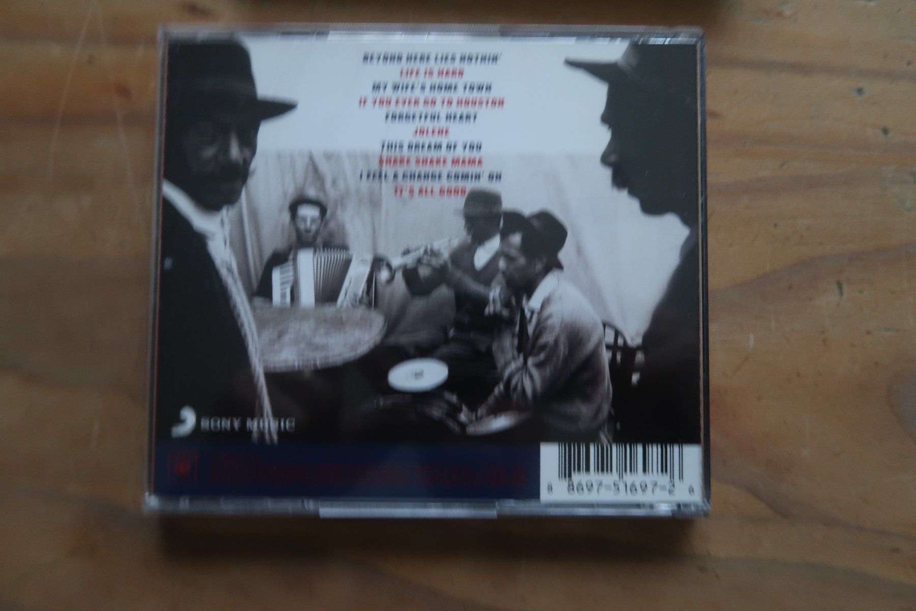 CDs: BOB DYLAN - TOGETHER THROUGH LIFE - BONUS CD + DVD POSTER CD – Gebraucht aus Basel von Patiscat 4