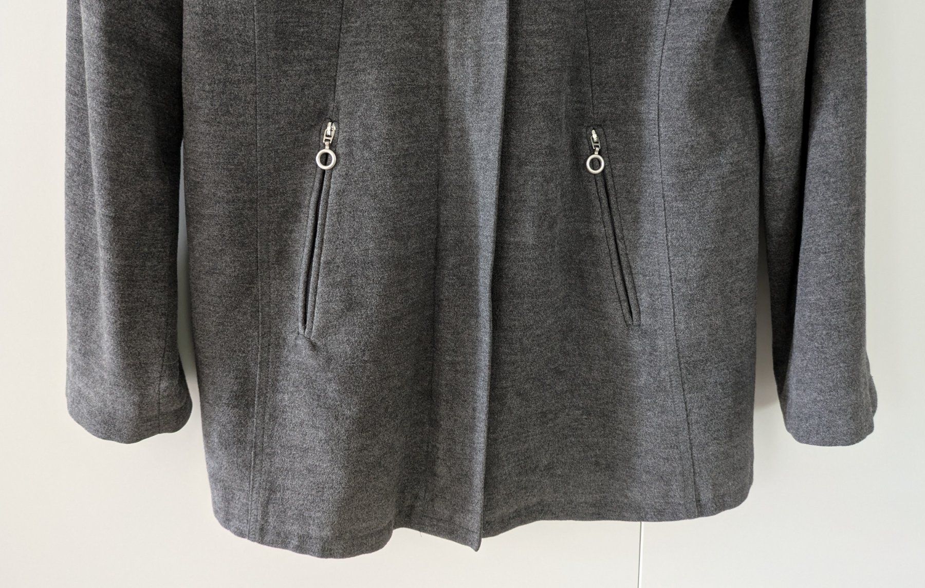Taifun Jacken: Freizeitjacke / Übergangsjacke "Taifun" Gr. 40 – Gebraucht aus Bonstetten von Driver7 2