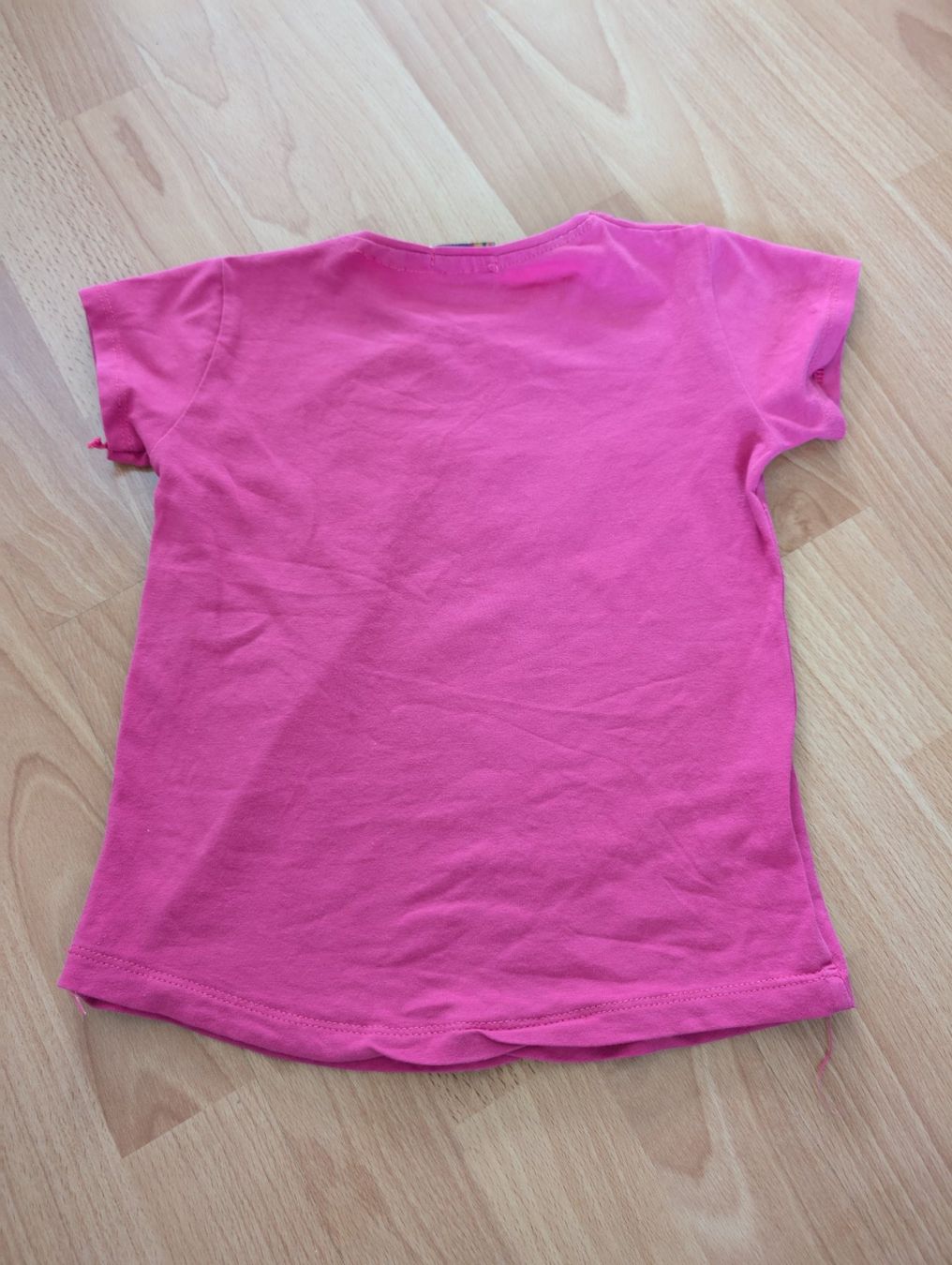 Blusen, T-Shirts & Tops: Mädchen T-Shirt – Gebraucht aus Buchs ZH von nudle10 2