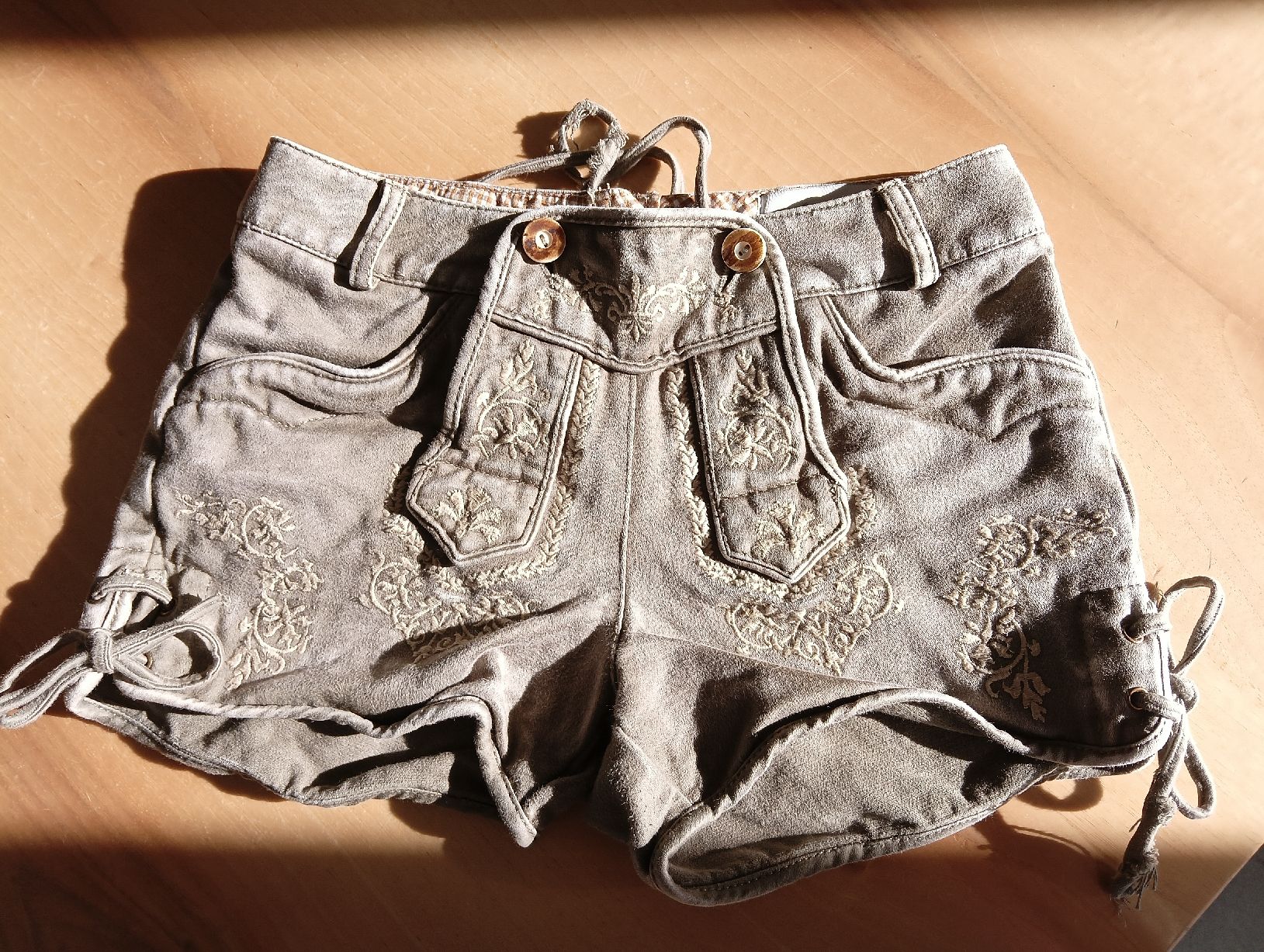 Pantaloni: Fuchs Trachtenmode Lederhose, Grösse 32, waschbar – Usato da Appenzell venduto da 44926sn