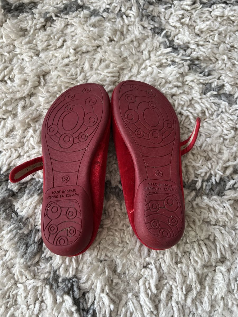 Scarpe per ragazze: Red Velvet Mary Janes - size 32 – Usato da Horgen venduto da CarmenRL 1
