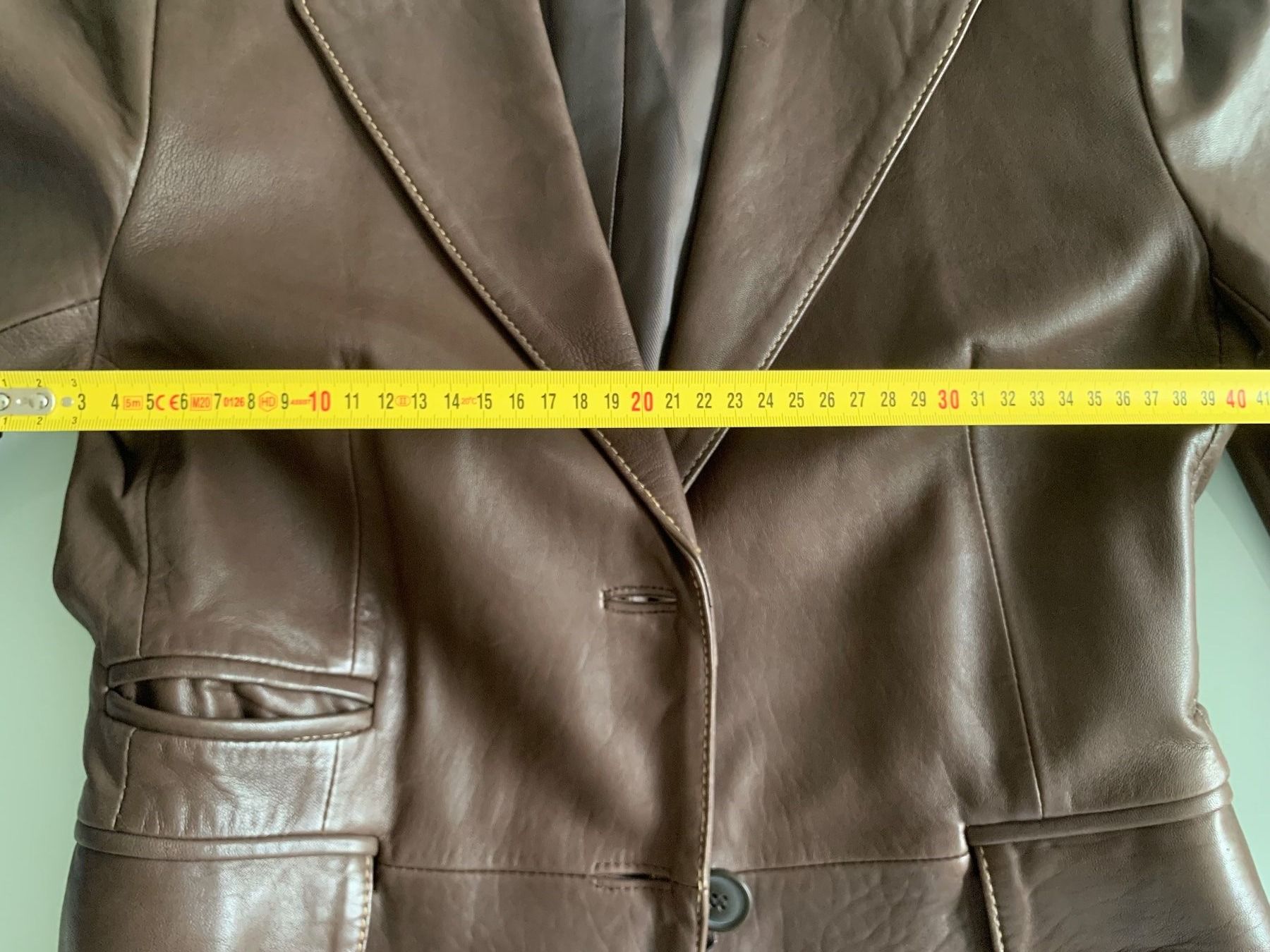 Giacche: Damen-Lederblazer in der Farbe Braun. – Usato da Adliswil venduto da Jessik0 2