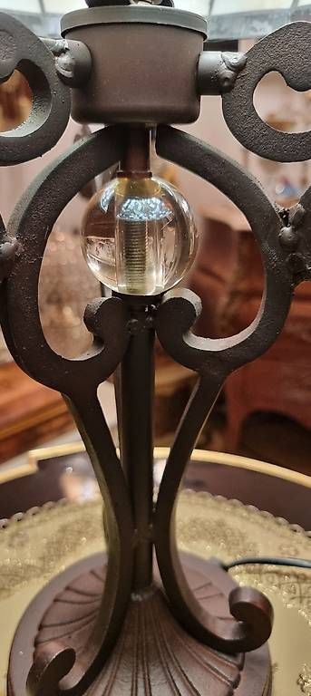 Lampes: Prächtige  Lampe im Barock Dekor – D'occasion à Kaufdorf par Nati-Nati 2
