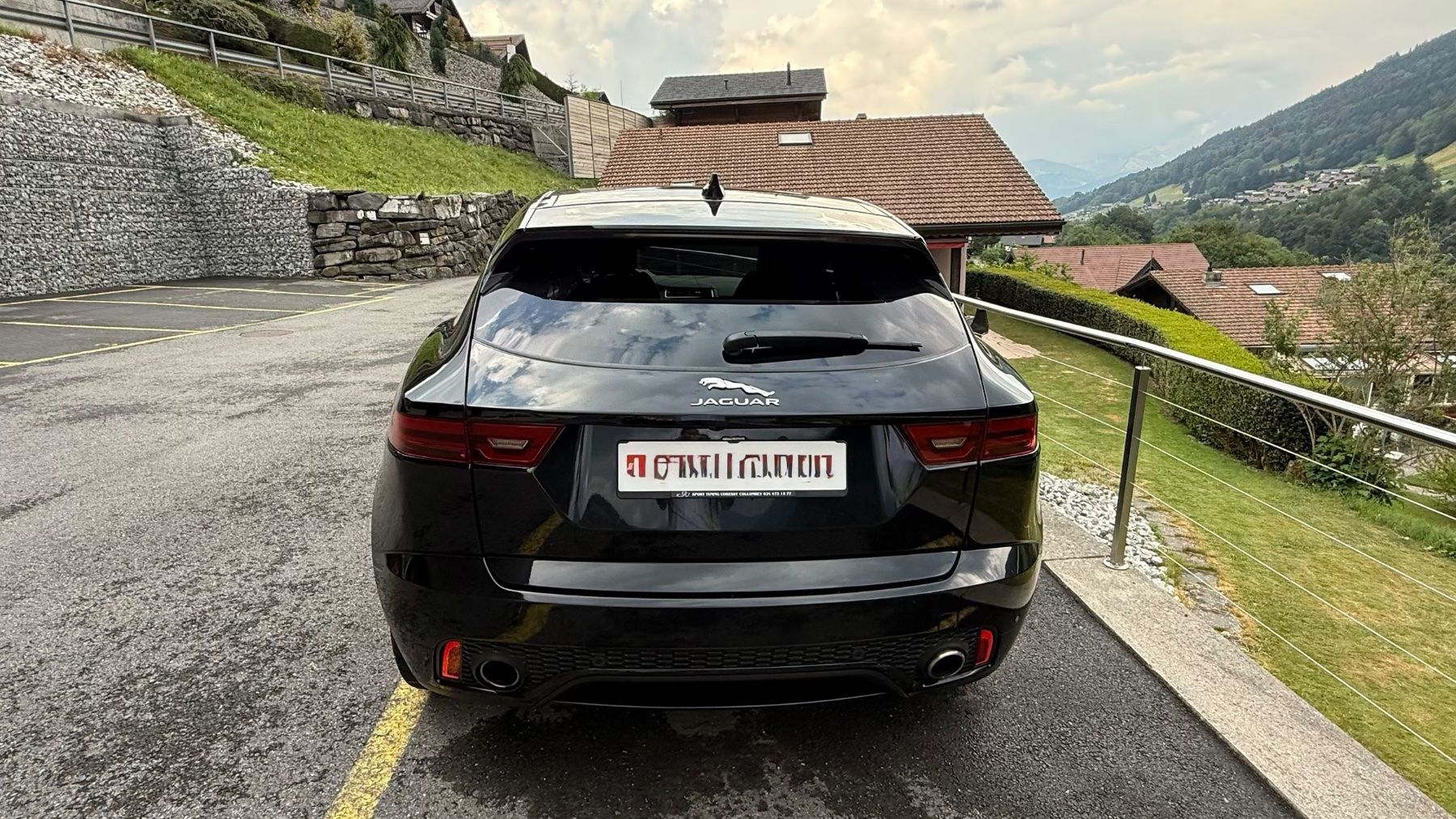 Jaguar Automobili: JAGUAR E-PACE 2.0 T 250 R-Dynamic SE AWD – Usato da Troistorrents venduto da Nums 2