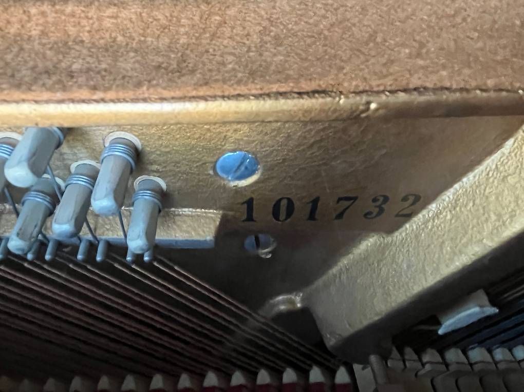 Musikinstrumente: Klavier Grotrian-Steinweg, Modell 100 – Gebraucht aus Männedorf von Guiness 3