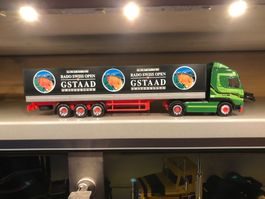 Volvo Adoor 1:87