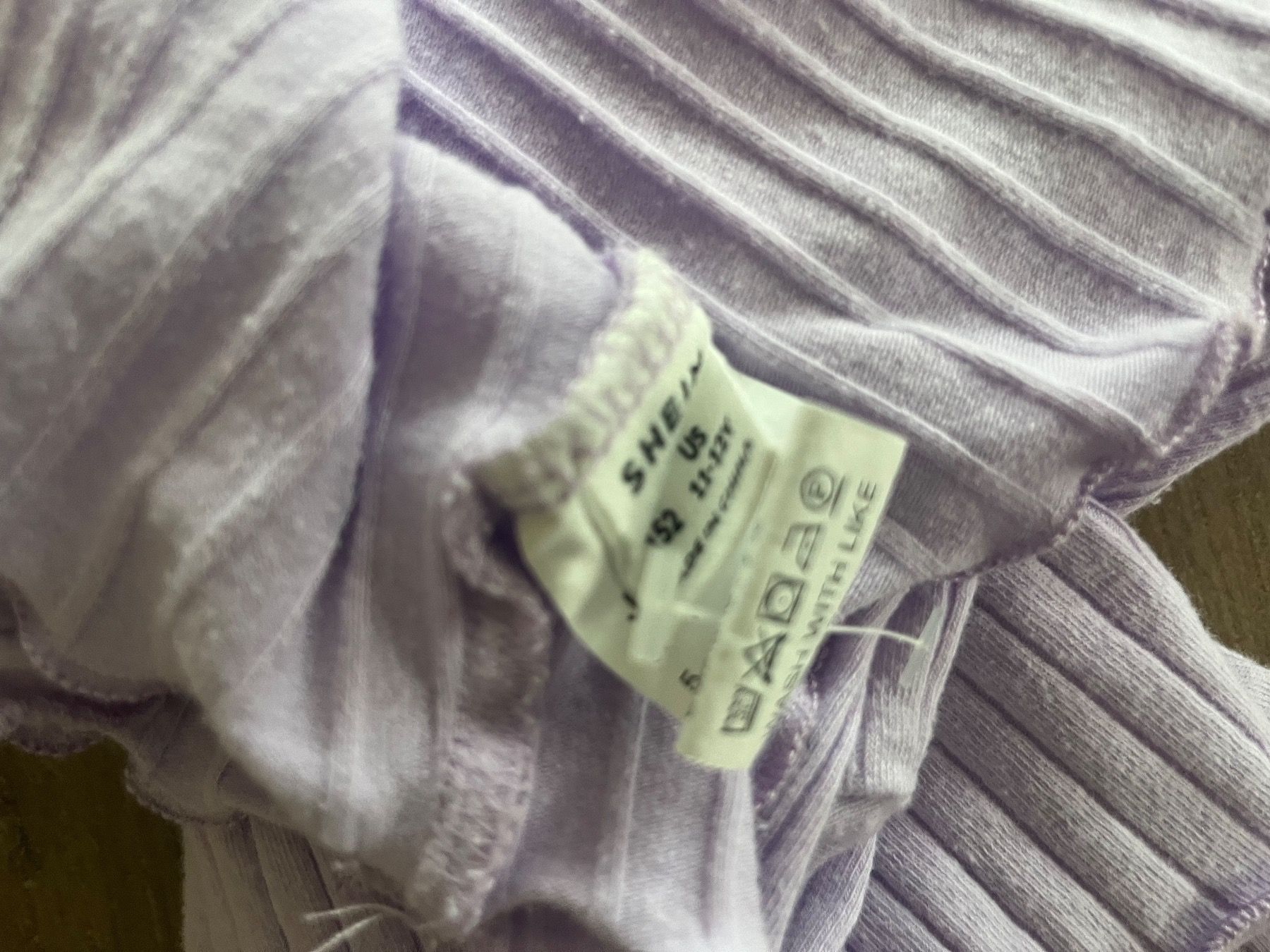 Camicette, T-shirt & Top: Farbe Lila_152 – Usato da St-George venduto da elena27 2