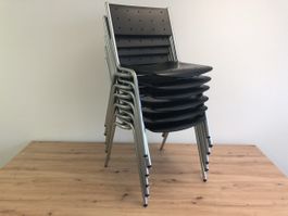 6 stapelbare Konferenzstühle/Besucherstühle