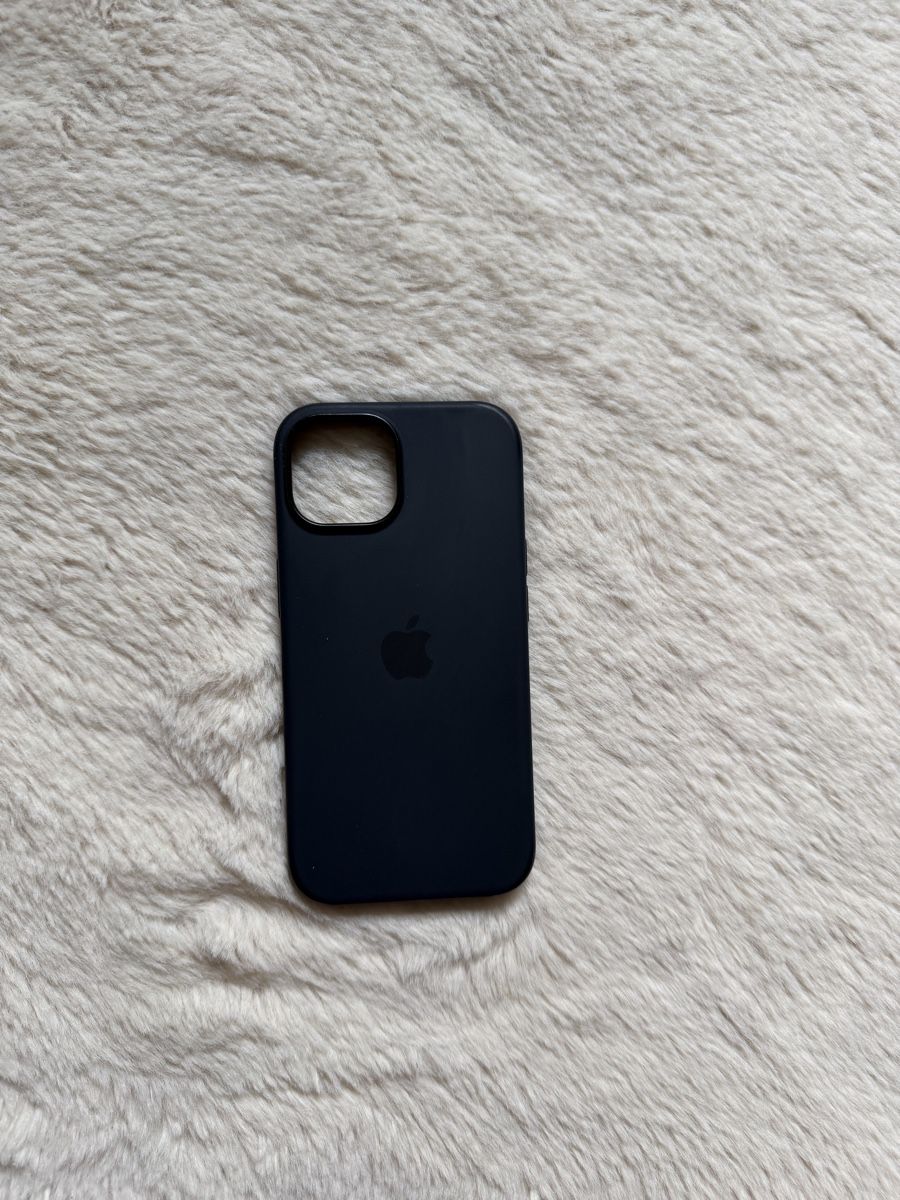Apple Cover & Protezioni schermo: iPhone 15 Apple iPhone Case in Dunkelblau (Original) – Usato da Reinach venduto da fstefanie