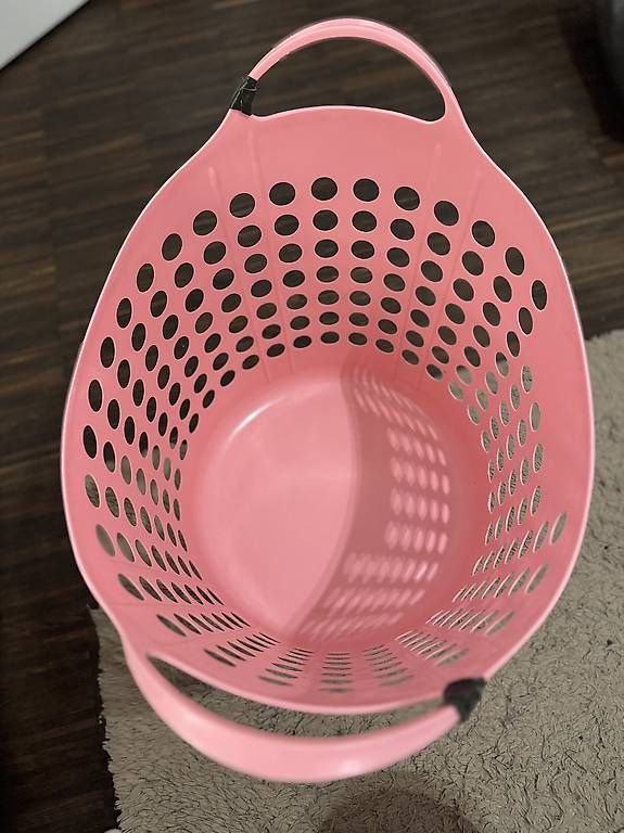 Cesti per biancheria: Wäschekorb rosa – Usato da Luzern venduto da VStore 1