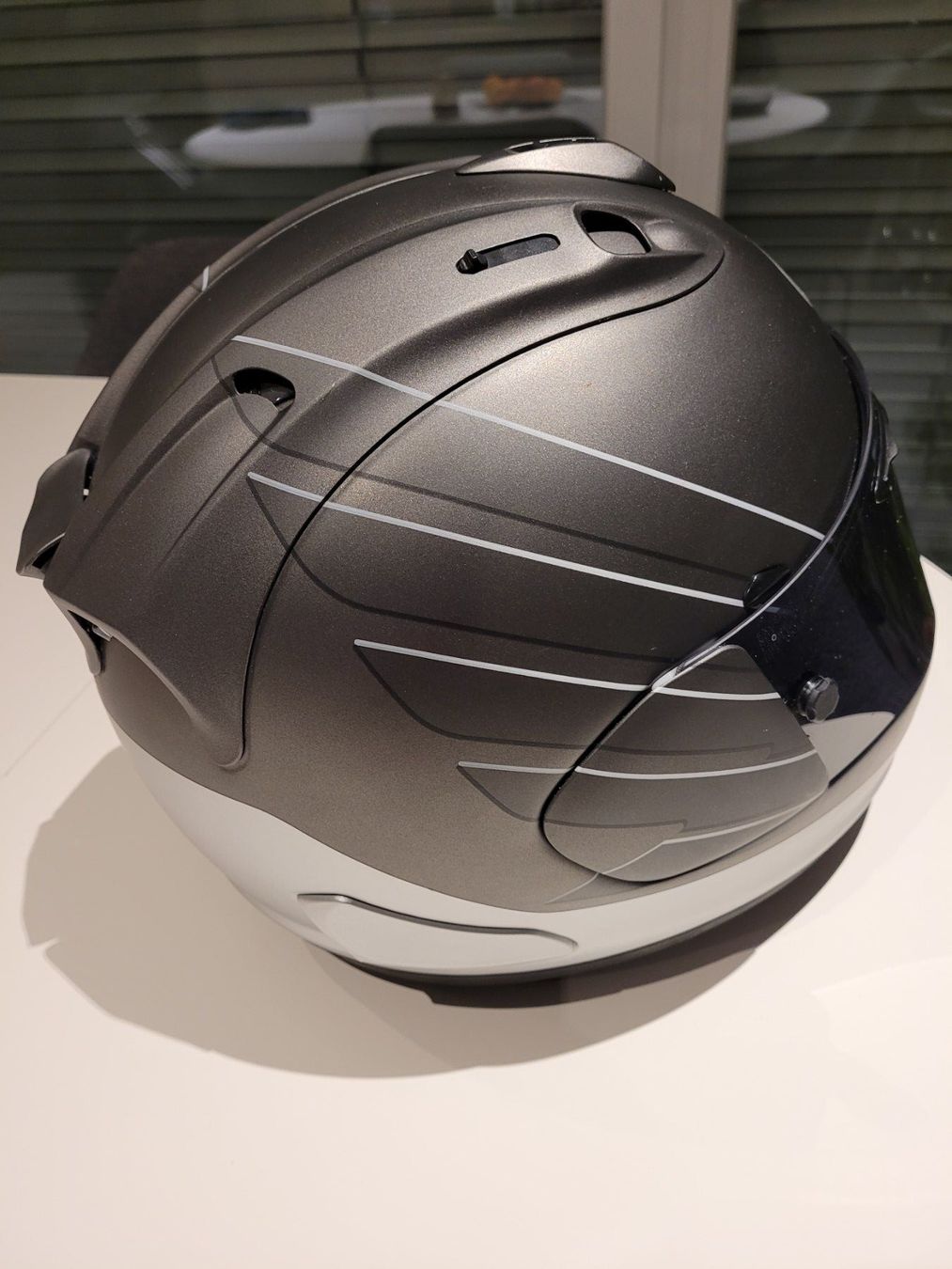 Arai Caschi & visiere: casque moto – Usato da Onnens FR venduto da got_5x29 2