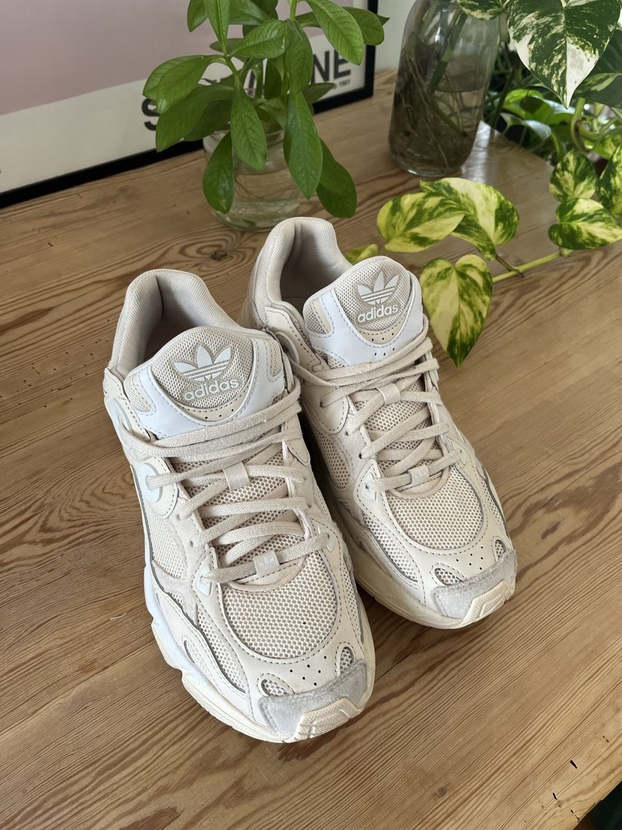 Adidas Scarpe da donna: Adidas ASTIR Sneakers Gr. 40 – Usato da St. Gallen venduto da edepa 1