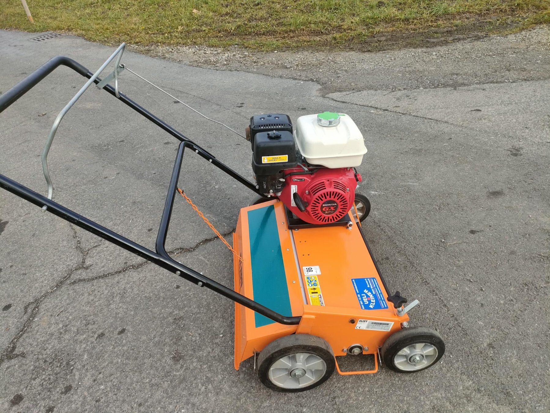 Attrezzi per la lavorazione del suolo: Eliet Vertikutierer E750 LM – Usato da Wädenswil venduto da Kleinerland 6