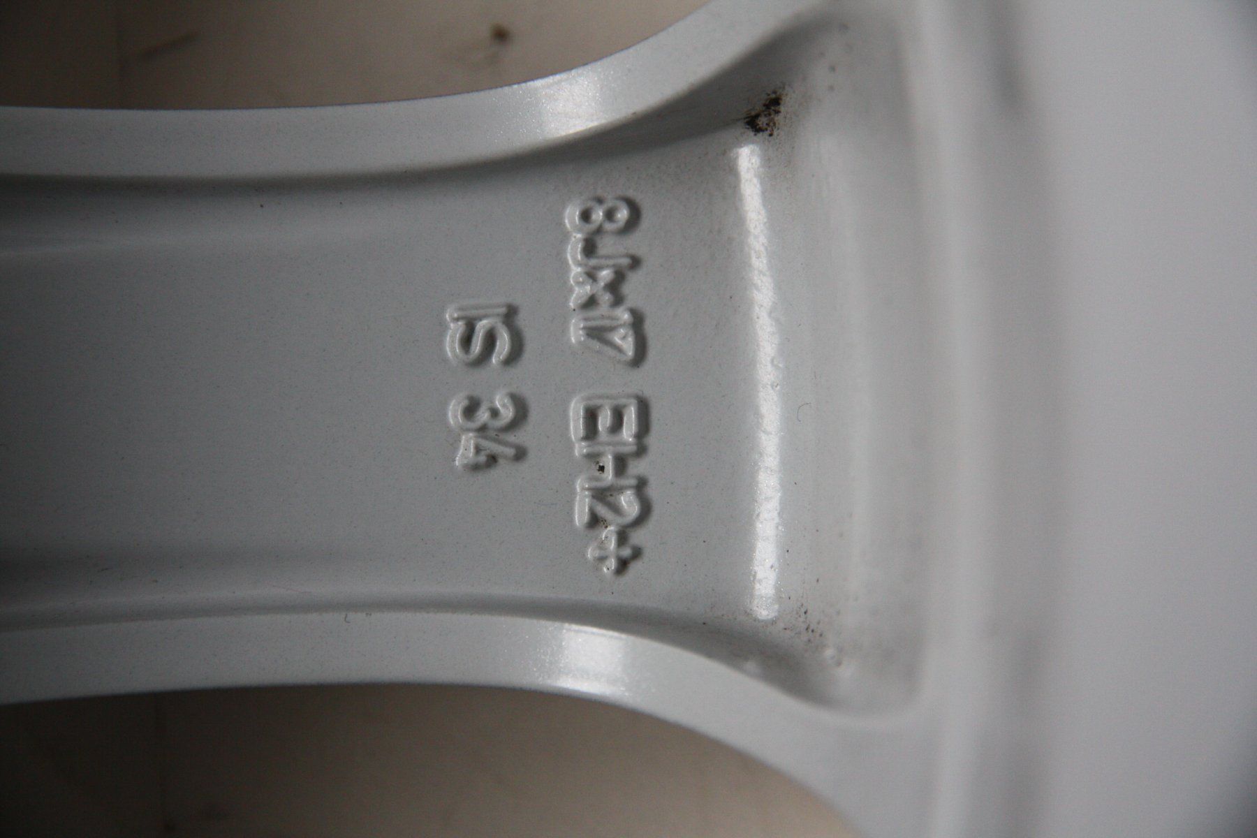 BMW Cerchioni: BMW Alufelge Sternspeiche 159 8Jx17 E90 E91 E92 E93 6775597 – Usato da Ettlingen venduto da Car-Parts-Mueller 1