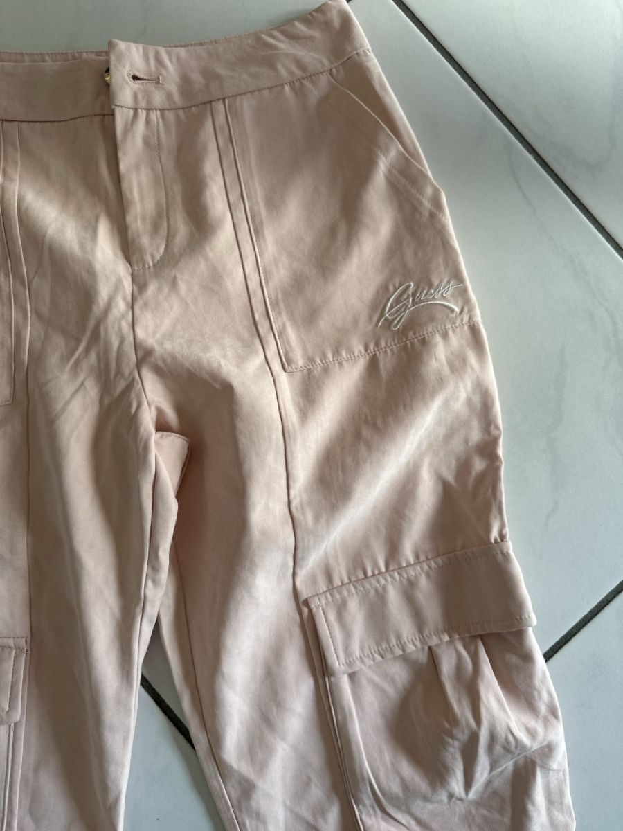Guess Pantaloni: Guess Cargo Hose rosa Gr. 164 NEU – Nuovo (secondo la descrizione) da Wileroltigen venduto da torro11 1