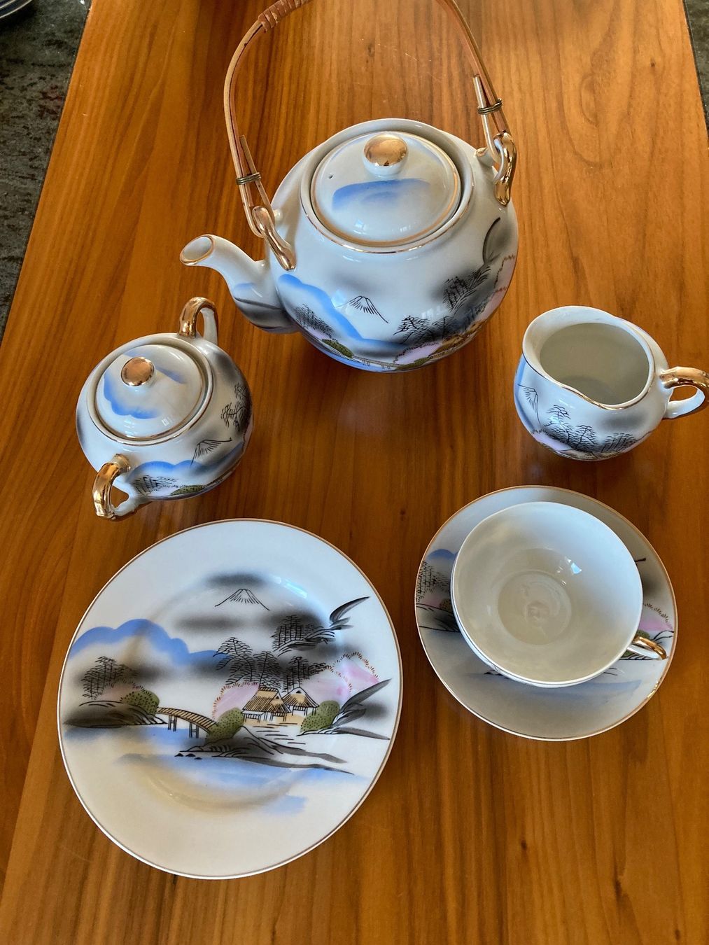 Services de table: Teeservice – D'occasion à Erlenbach ZH par Erlen