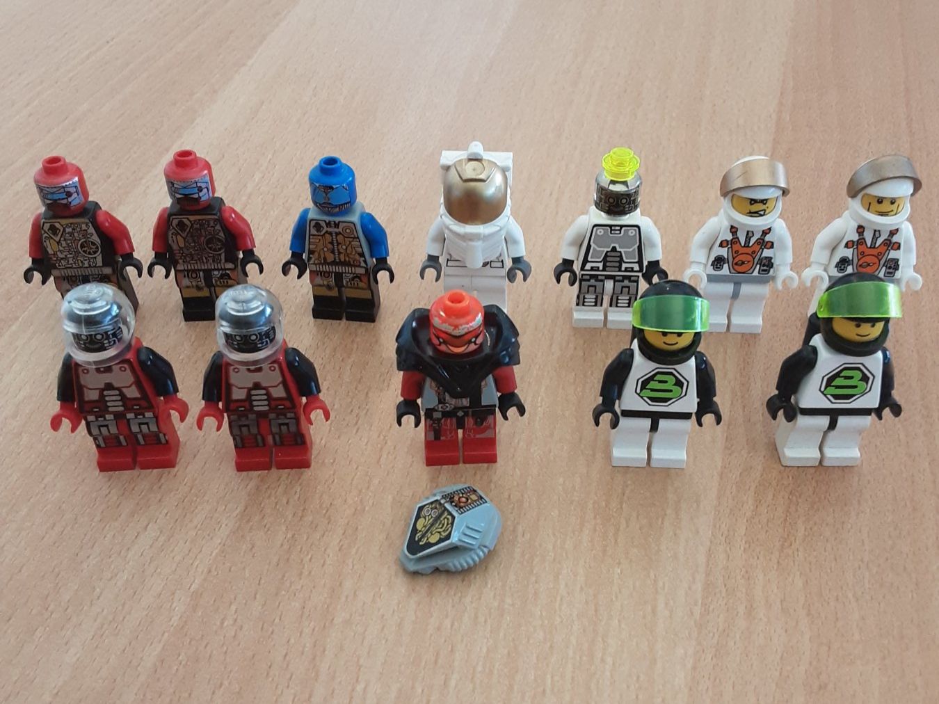 Lego Giocattoli: Lego Figuren Space – Usato da Bülach venduto da Blind-Onyx