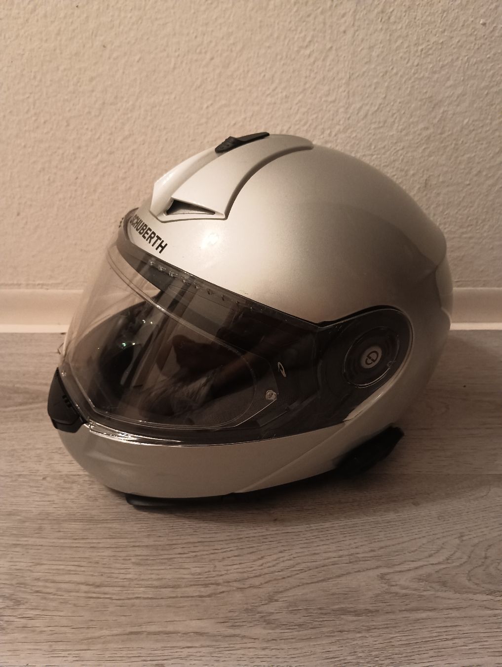 Caschi & visiere: Schuberth Flip-Up Helmet - Great Condition for Spring Rides! – Usato da Dietikon venduto da isa_pz9m 5