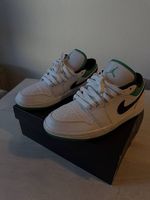 Nike Air Jordan 1 Low blanc/vert  Taille 40.5