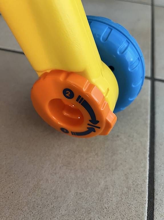 Veicoli per bambini: Spiel- & Lauflernwagen vtech – Usato da Knutwil venduto da SamScythes87 2