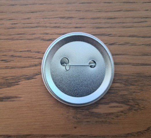 Placchette & Badge: Anstecker für Junggesellinnenabschied – Nuovo (secondo la descrizione) da Remigen venduto da deb_p6dv 2