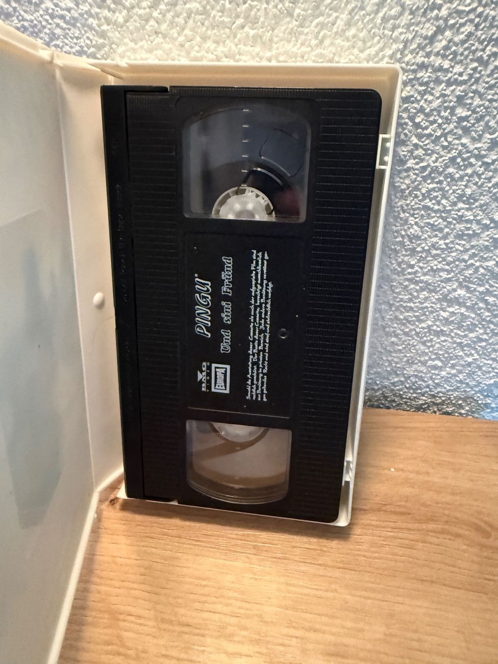 Tutti i VHS: VHS Pingu und Sini Fründ – Usato da Steffisburg venduto da Copy22 2