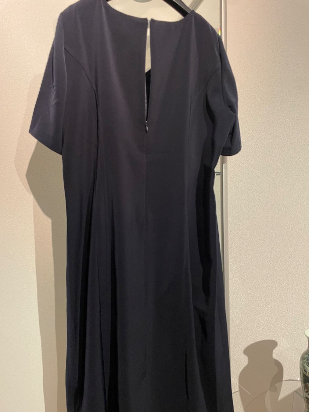 Kleider: Damen Kleid Gr 52 marineblau – Neu (gemäss Beschreibung) aus Emmenbrücke von Ladyboutique 2