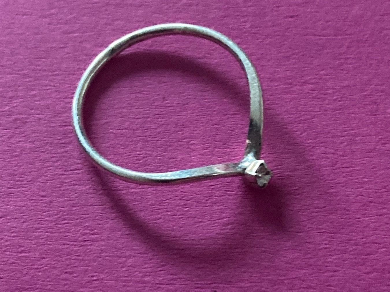 Anelli: Silberring vögeli-v (Ringgrösse.53) – Usato da Laufen venduto da belleskulptur 5