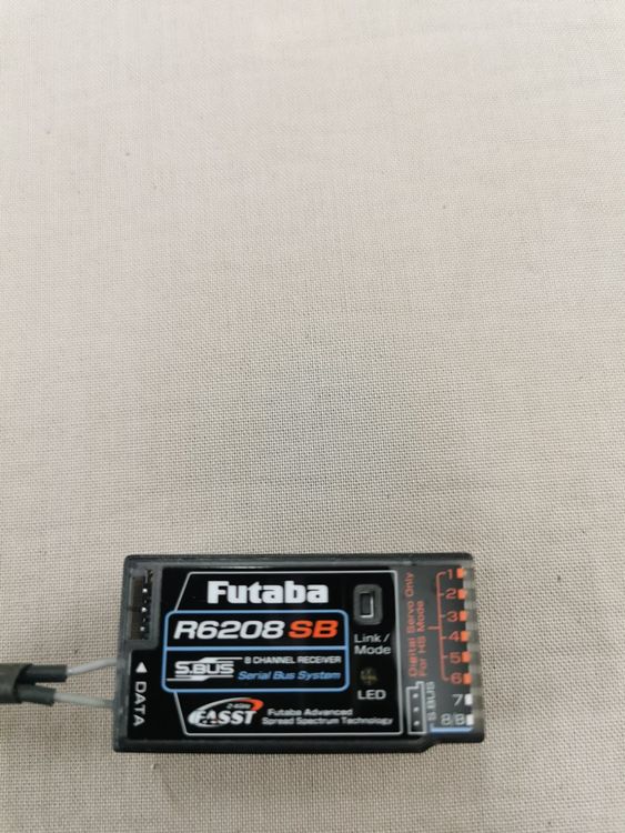 Futaba R6208SB Empfänger S-FHSS 2.4GHz für Modellbau (Gebraucht) in ...