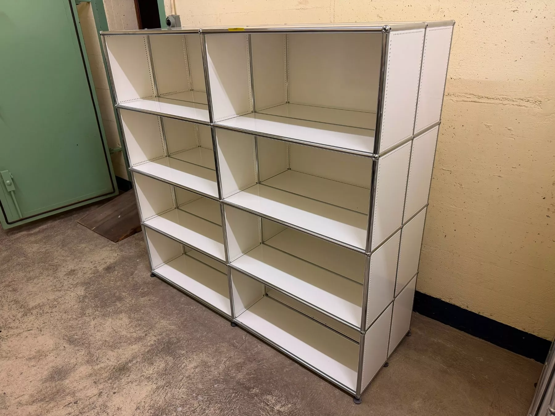 USM Scaffali: Original USM Haller Regal – Usato da Tann venduto da kristi8282 2