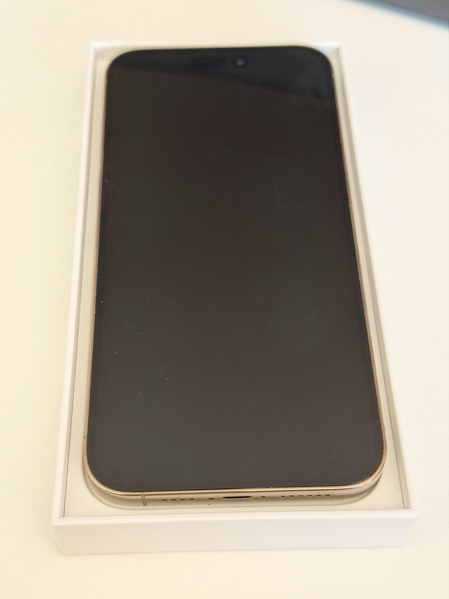 Apple Telefoni cellulari / Smartphones: IPhone 14 Pro Max - Gold, 128GB – Usato da Affoltern am Albis venduto da Carinia33 1