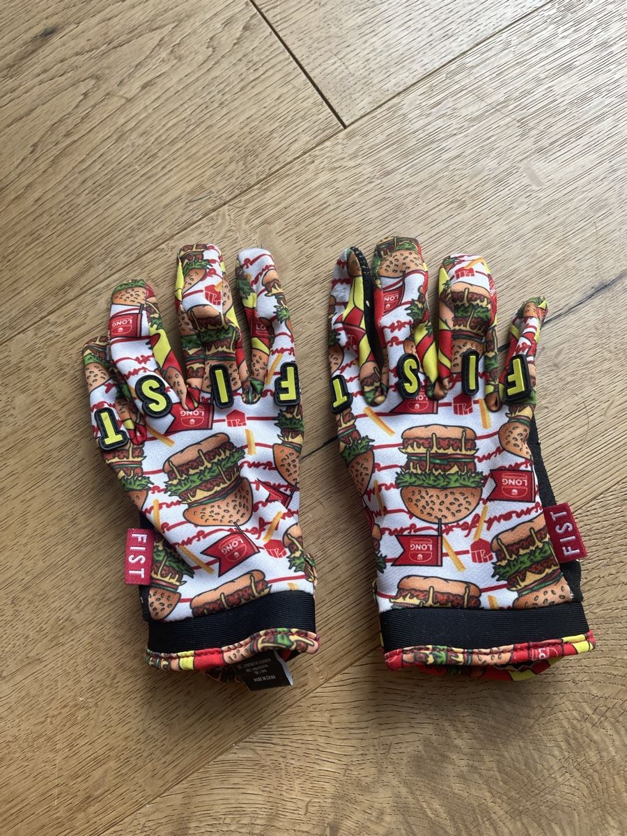 Guanti: Fist Bike Handschuhe – Usato da Paspels venduto da Giango33