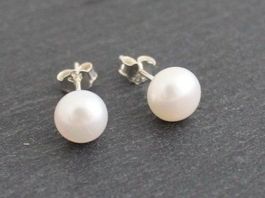 Zartschimmernde Perlen Ohrstecker Sterling Silber, neu weiss